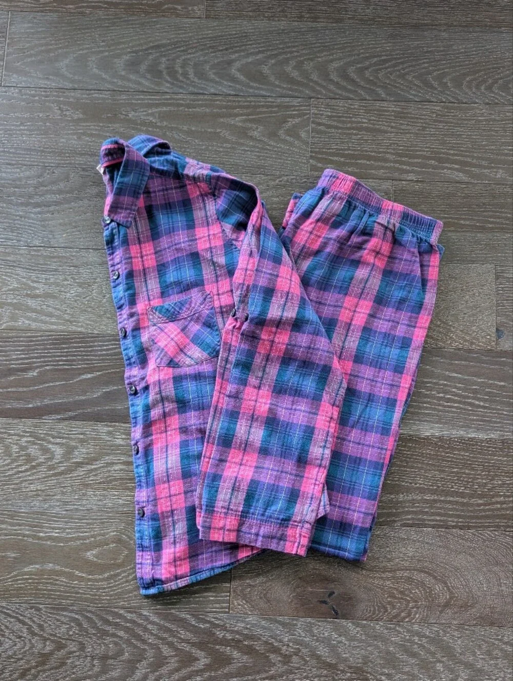 Victoria's Secret Pink & Blue Plaid Pajama Set Size Small
